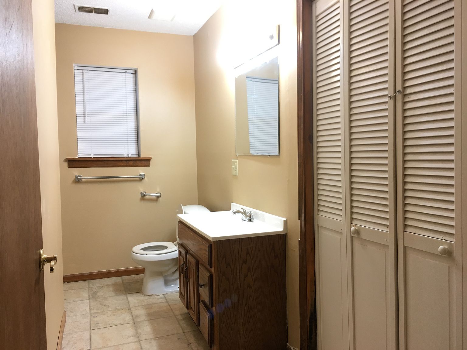 1653 Hardesty Avenue — photo 14