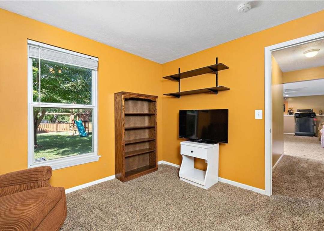 16532 W 156th Street — photo 5