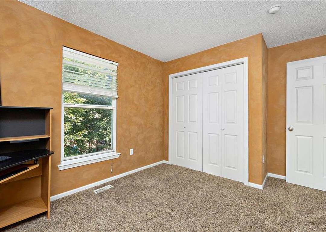 16532 W 156th Street — photo 19