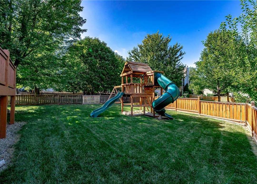 16532 W 156th Street — photo 29
