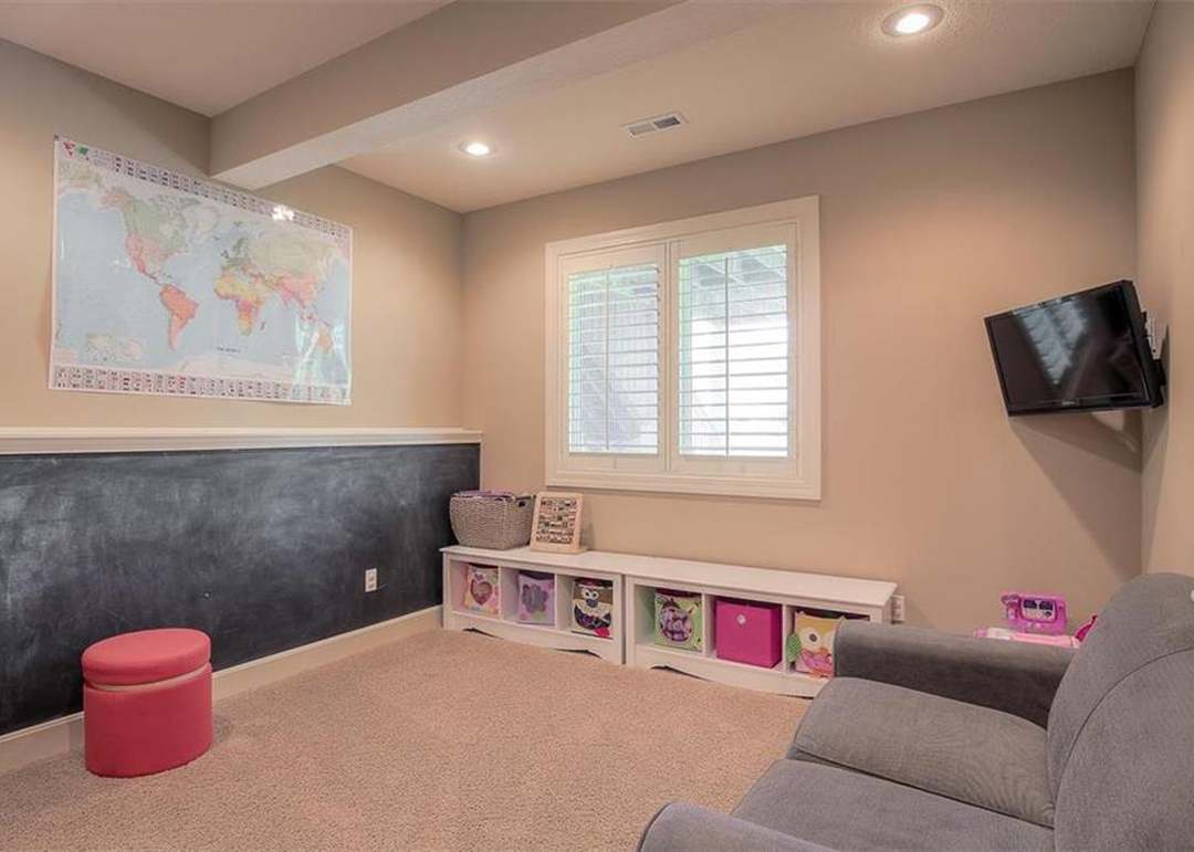 16601 Birch Street — photo 23