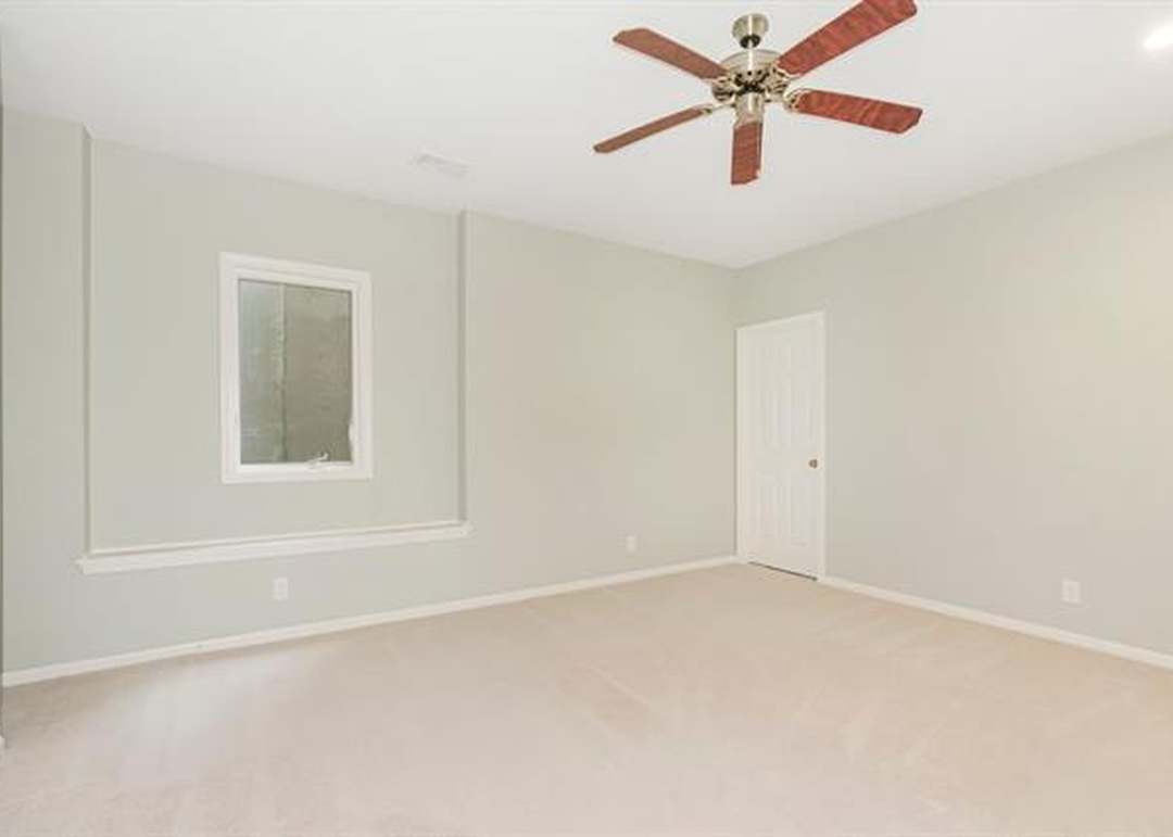 16900 Meadow Lane — photo 4