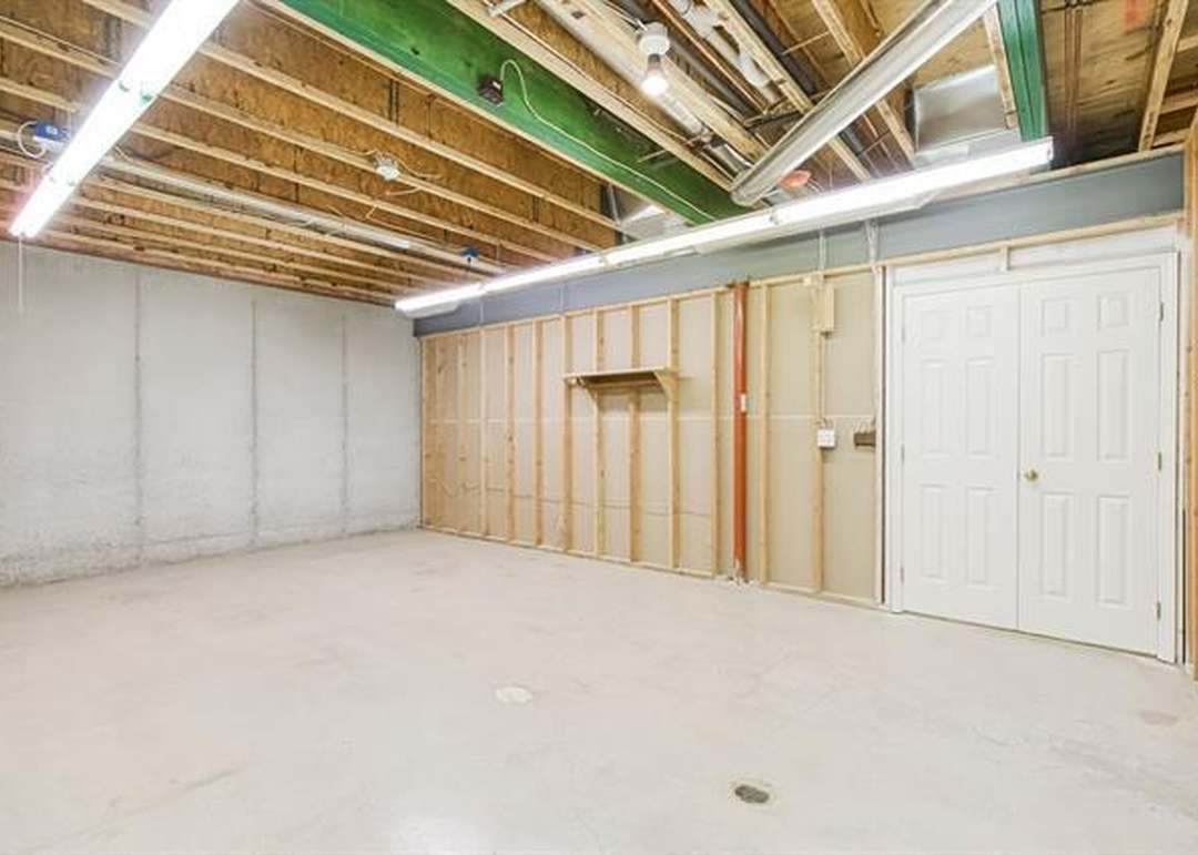 16900 Meadow Lane — photo 7
