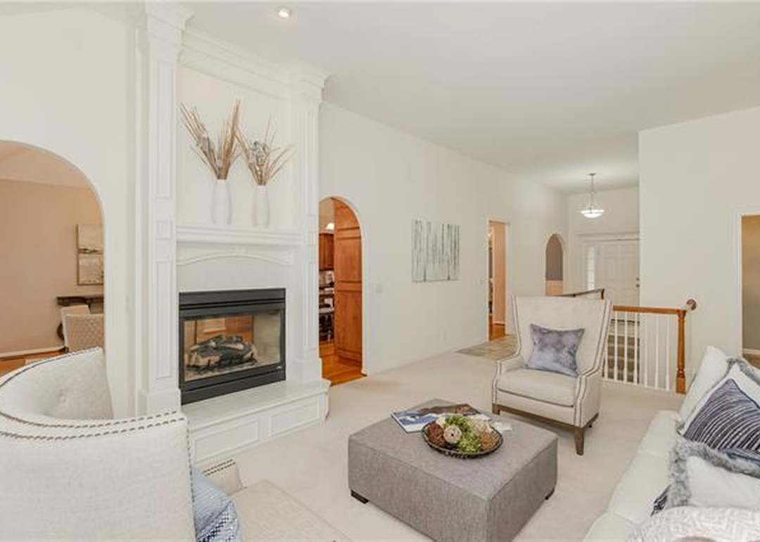 16900 Meadow Lane — photo 9