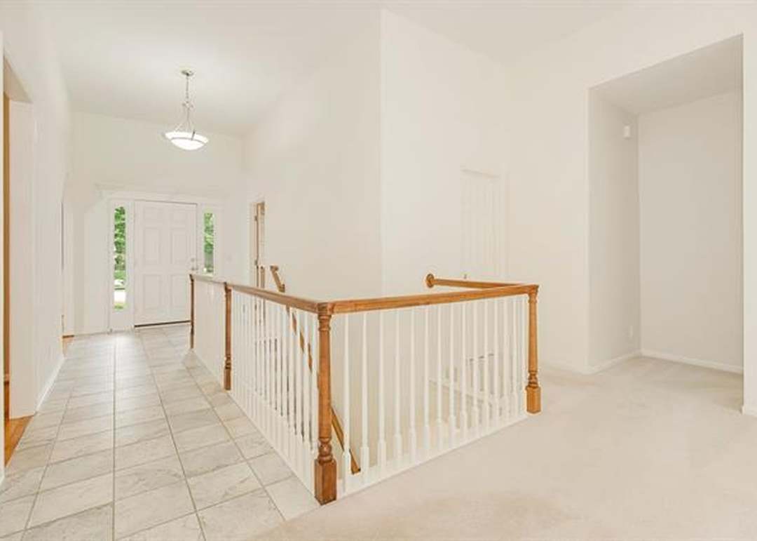 16900 Meadow Lane — photo 13