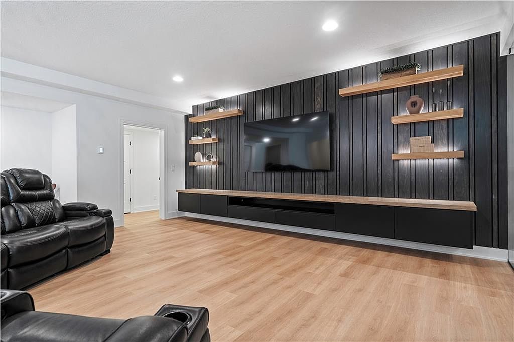 17029 Lucille Street — photo 69