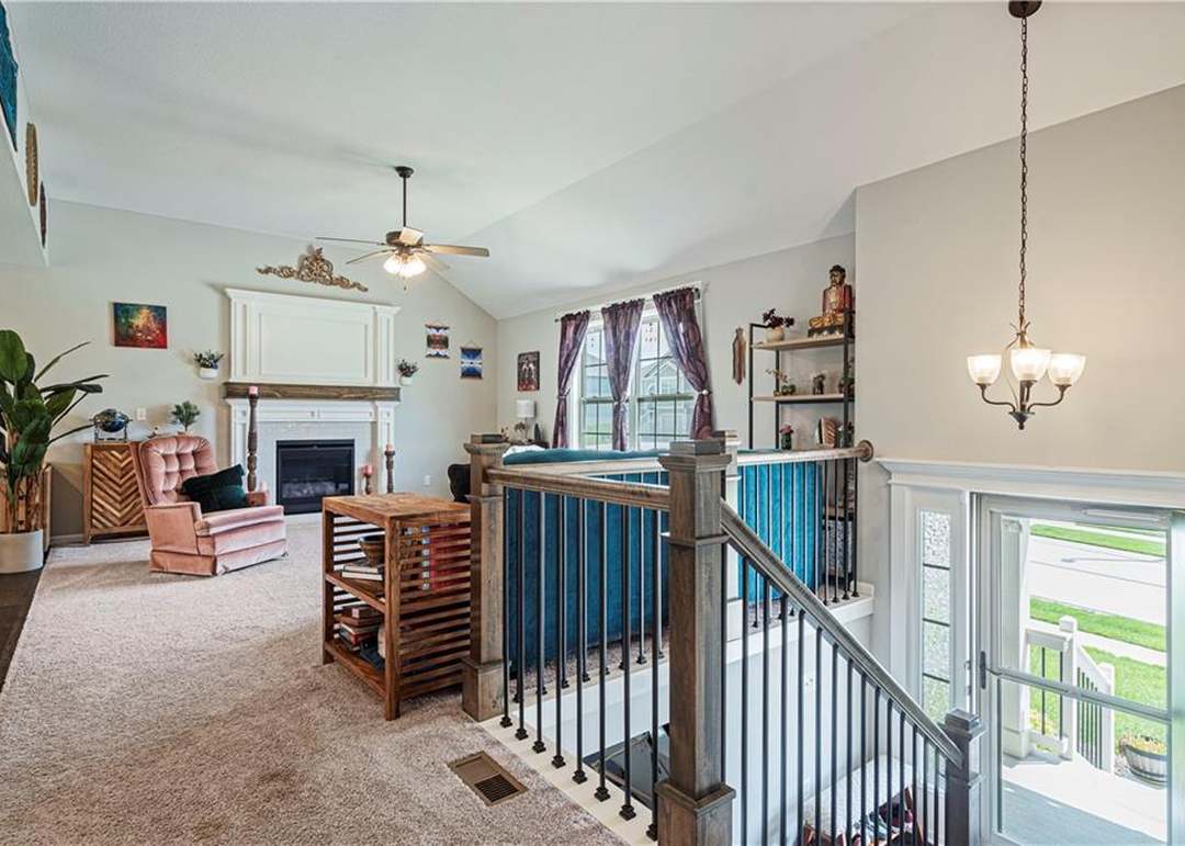 1706 CHESTNUT Street — photo 14