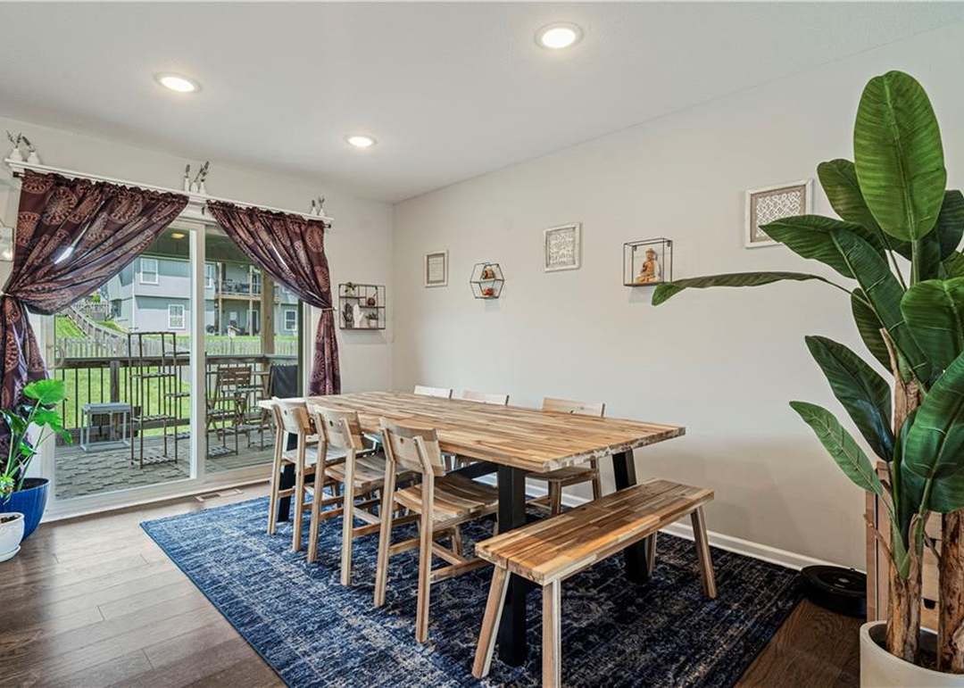 1706 CHESTNUT Street — photo 18