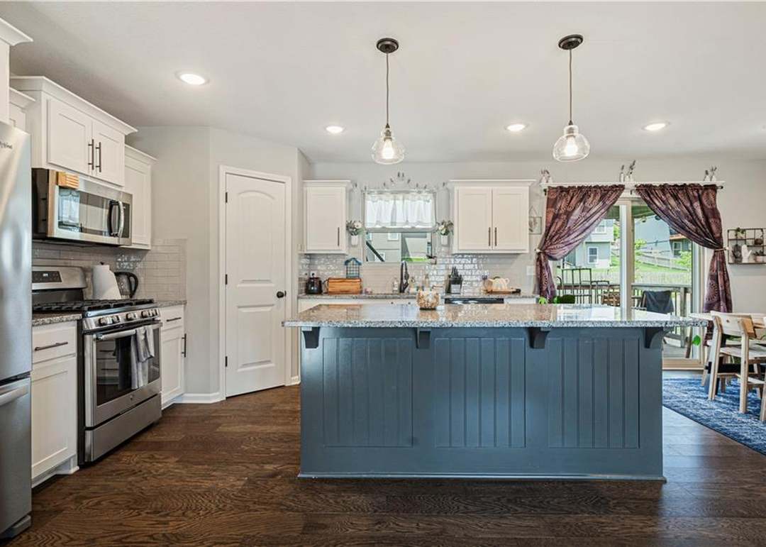 1706 CHESTNUT Street — photo 21