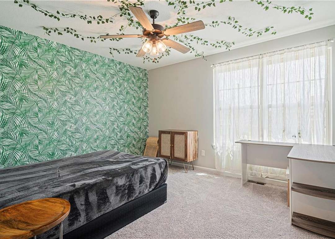 1706 CHESTNUT Street — photo 25
