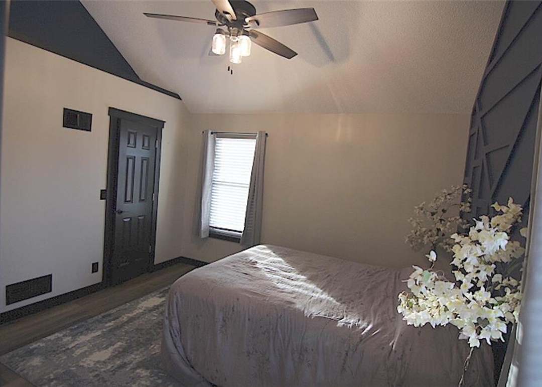 1706 Johnston Drive — photo 26