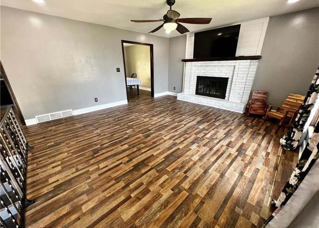 1712 Marion Street — photo 11