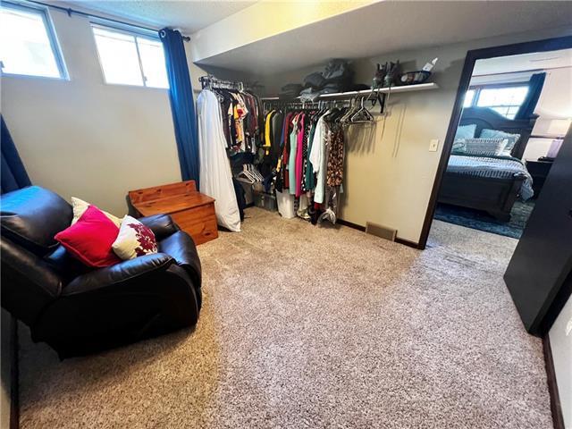 1712 Marion Street — photo 33