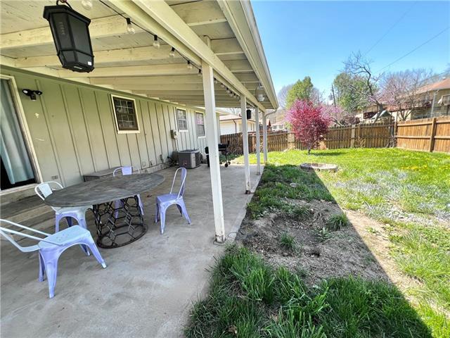 1712 Marion Street — photo 35
