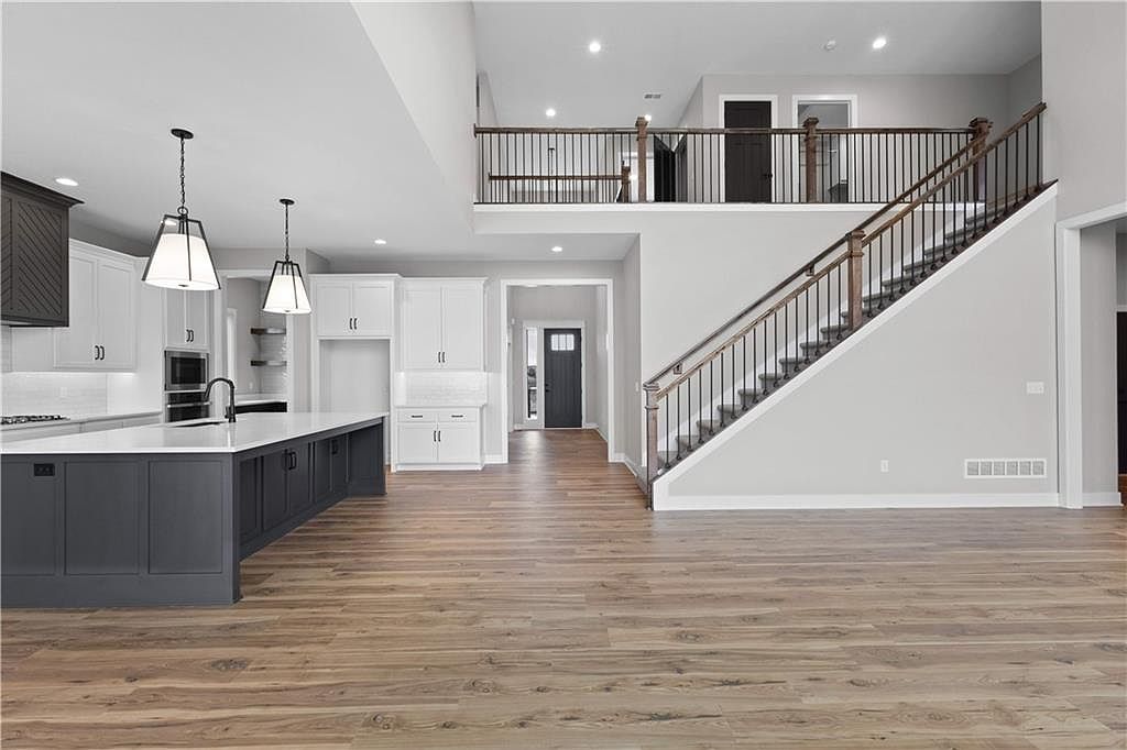 17202 S Heatherwood Street — photo 18