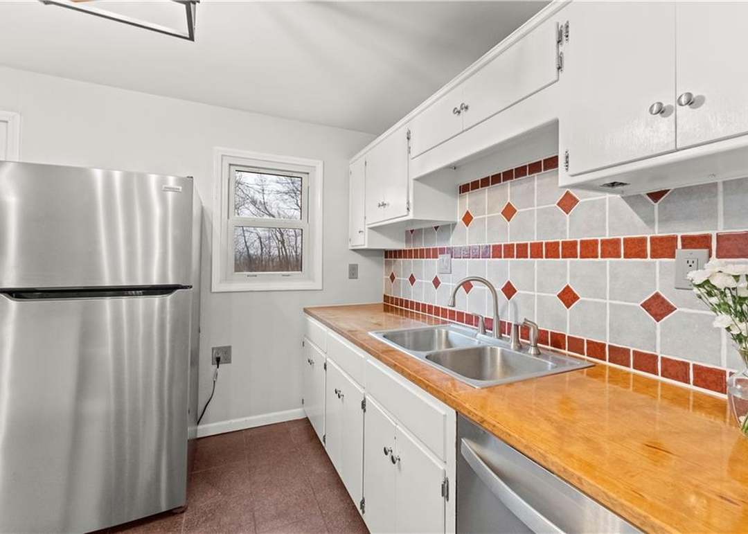 17205 Cerrito Drive — photo 2