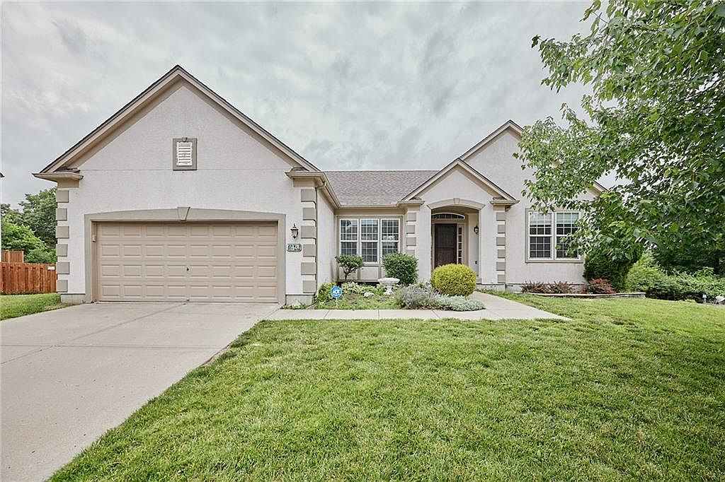 1721 NW 54TH Terrace, Kansas City, MO