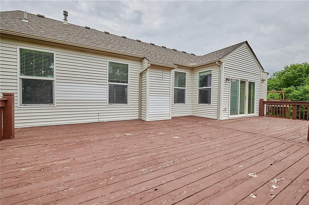 1721 NW 54TH Terrace — photo 49