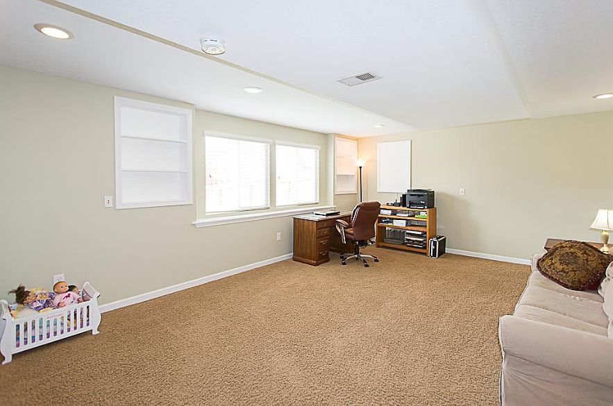 17554 W 162nd Street — photo 8