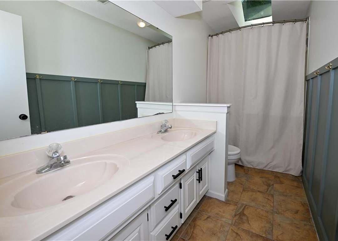 17586 W 112th Street — photo 5