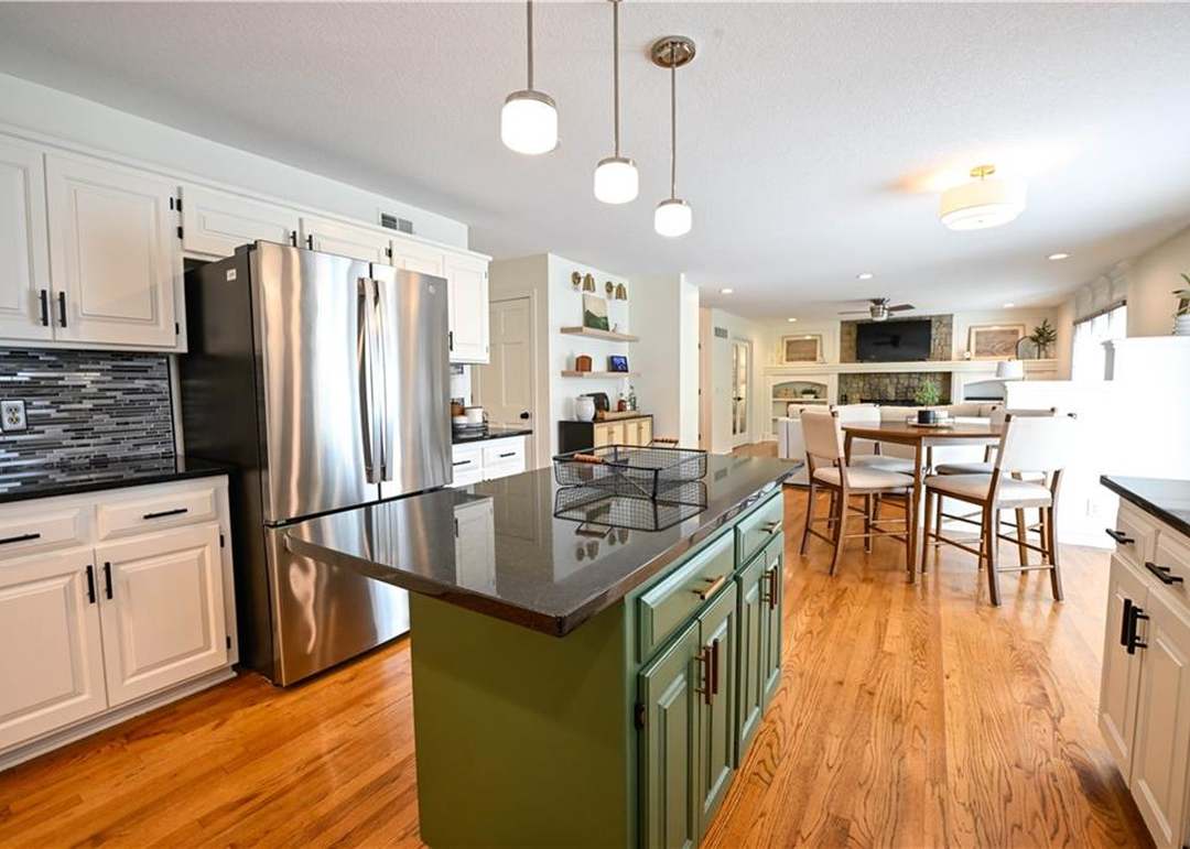 17586 W 112th Street — photo 36