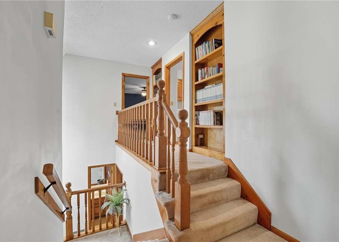 17605 W 113th Terrace — photo 4