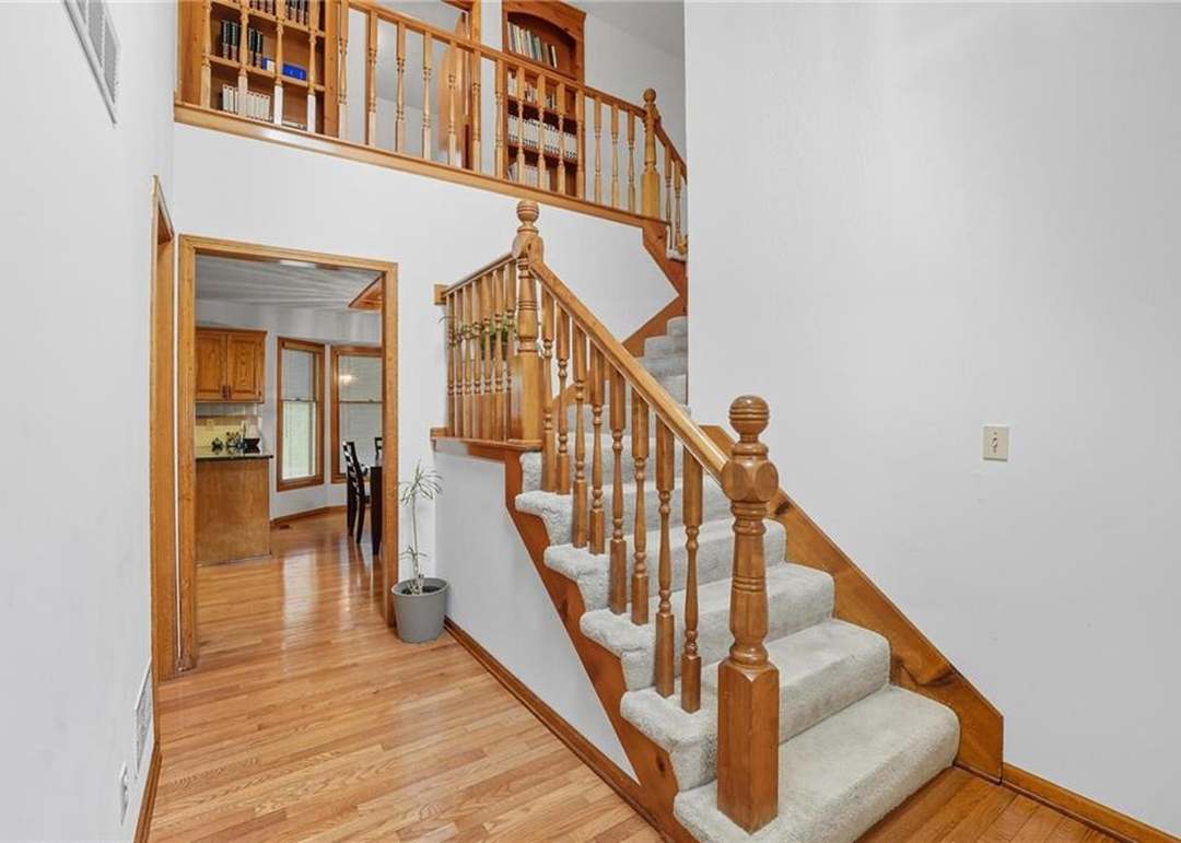 17605 W 113th Terrace — photo 9
