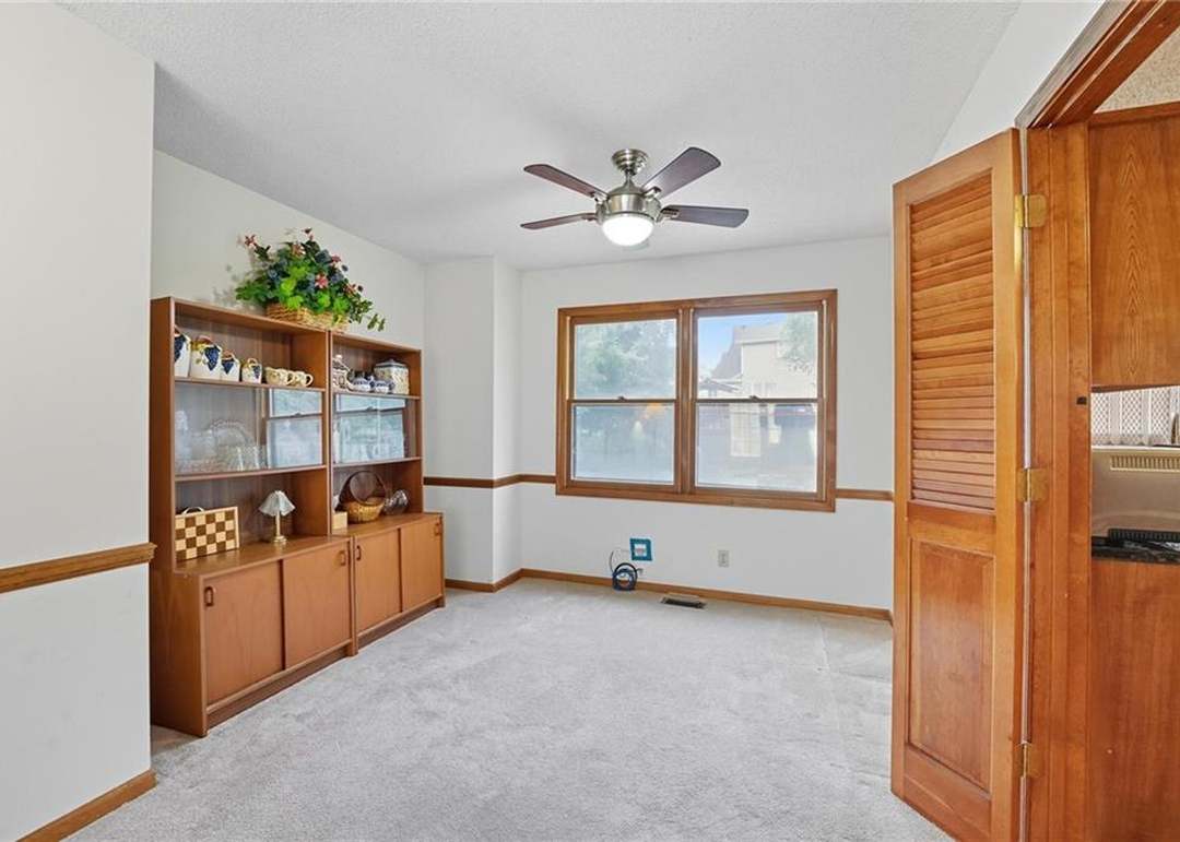 17605 W 113th Terrace — photo 14