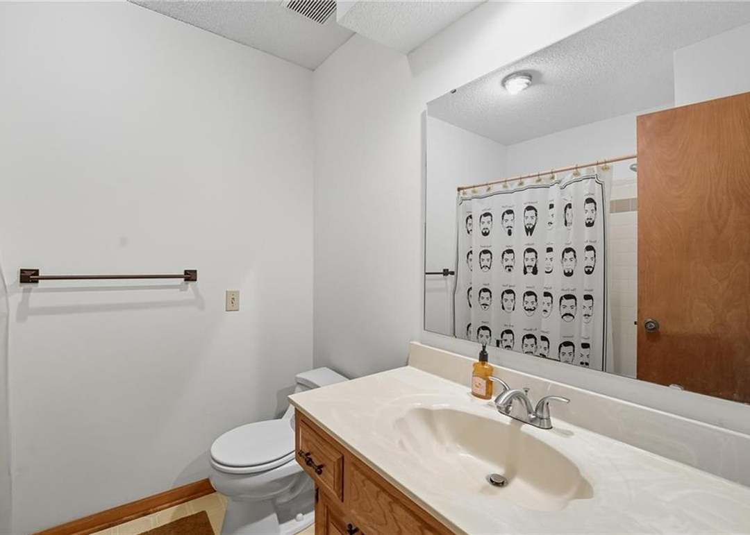 17605 W 113th Terrace — photo 32
