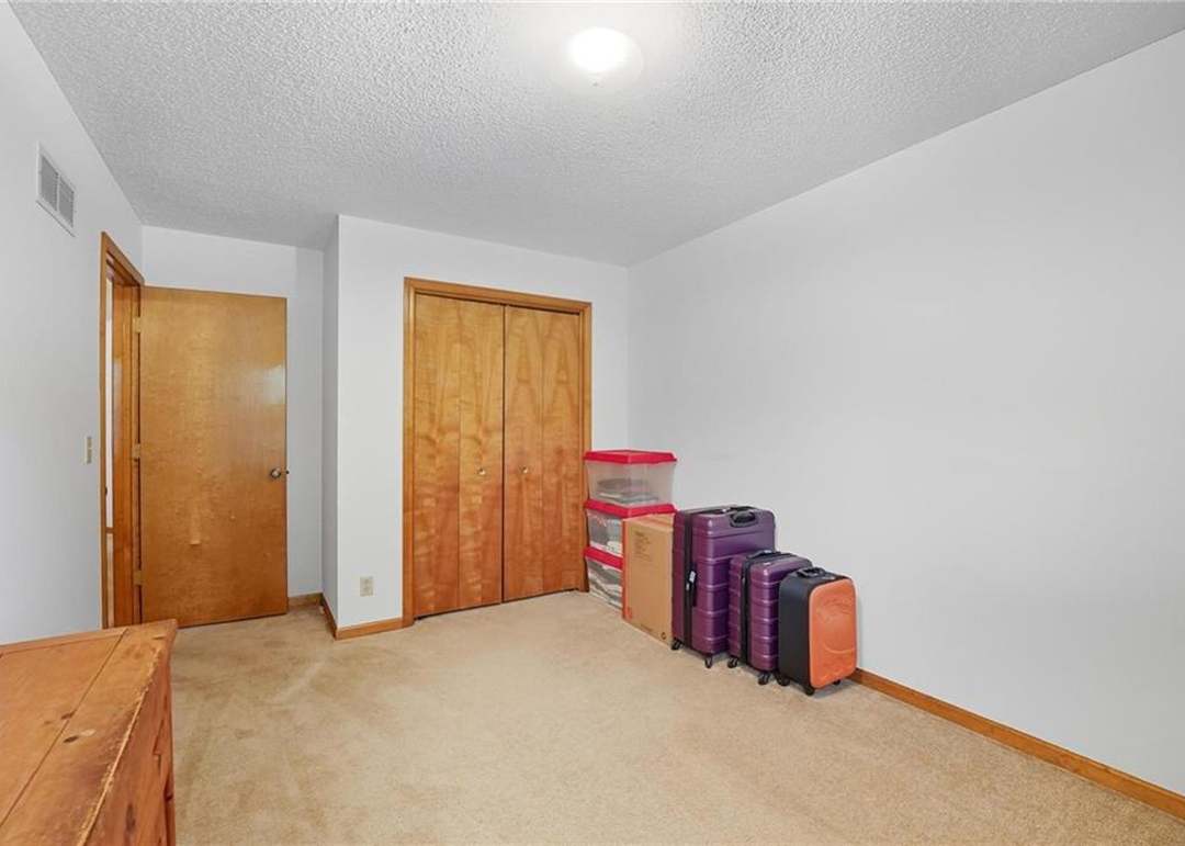 17605 W 113th Terrace — photo 33