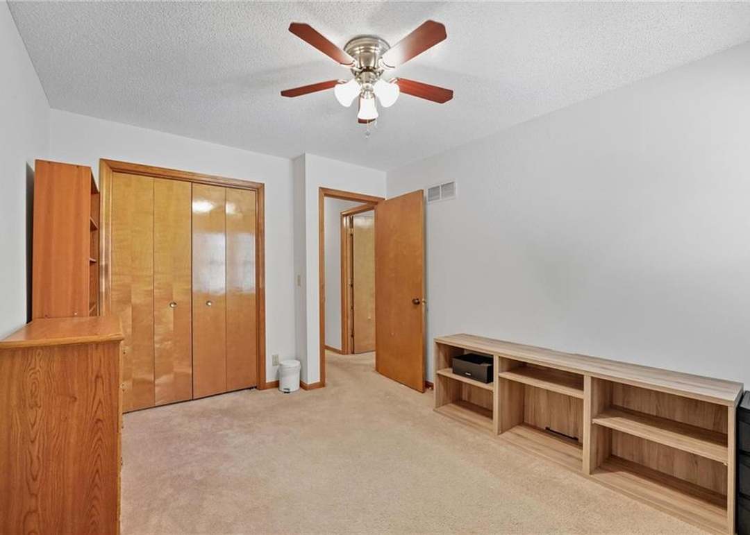 17605 W 113th Terrace — photo 35