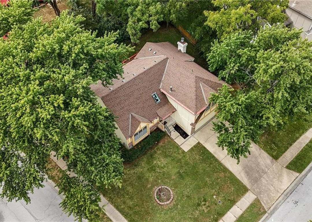 17605 W 113th Terrace — photo 48