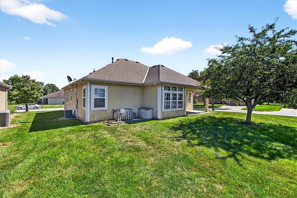 1800 Meadowlark Court — photo 45