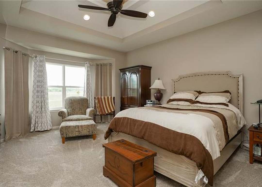 1801 NE Pallisade Court — photo 7