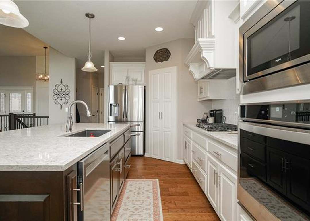 1801 NE Pallisade Court — photo 18