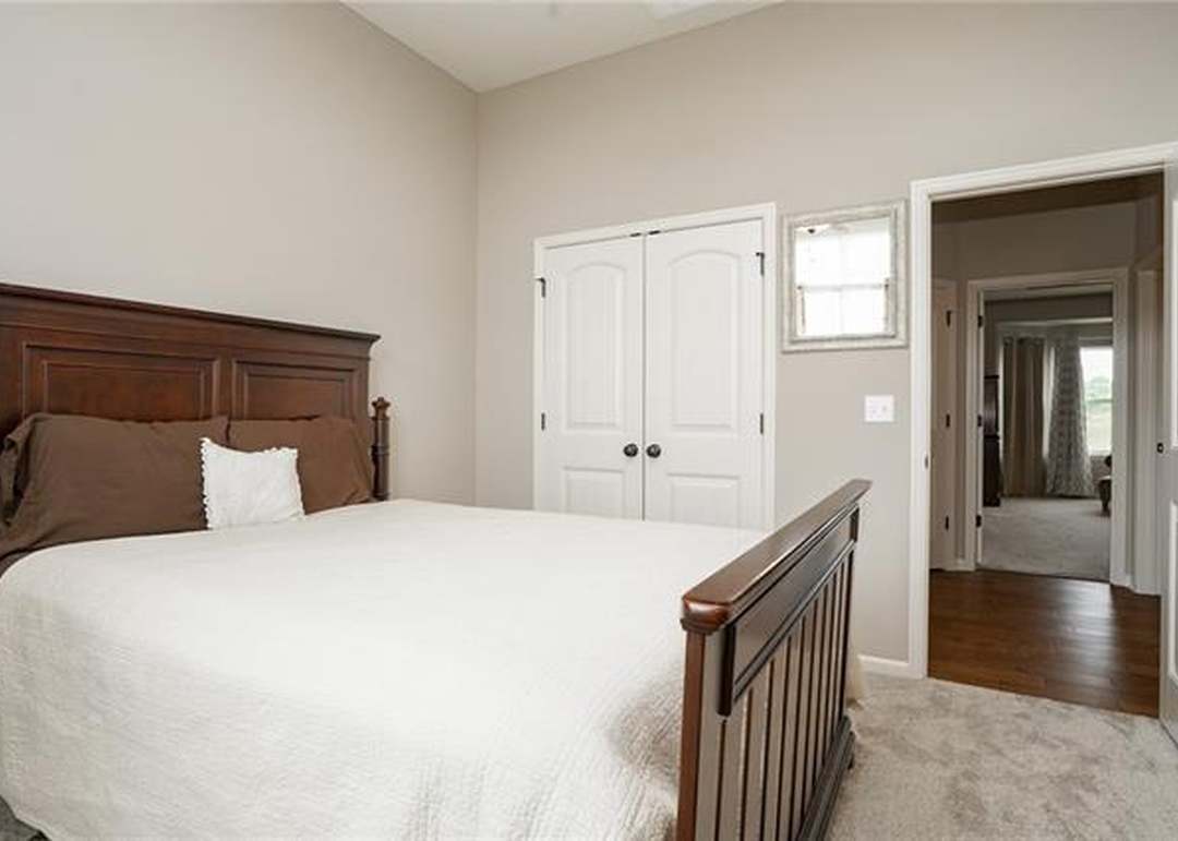 1801 NE Pallisade Court — photo 27