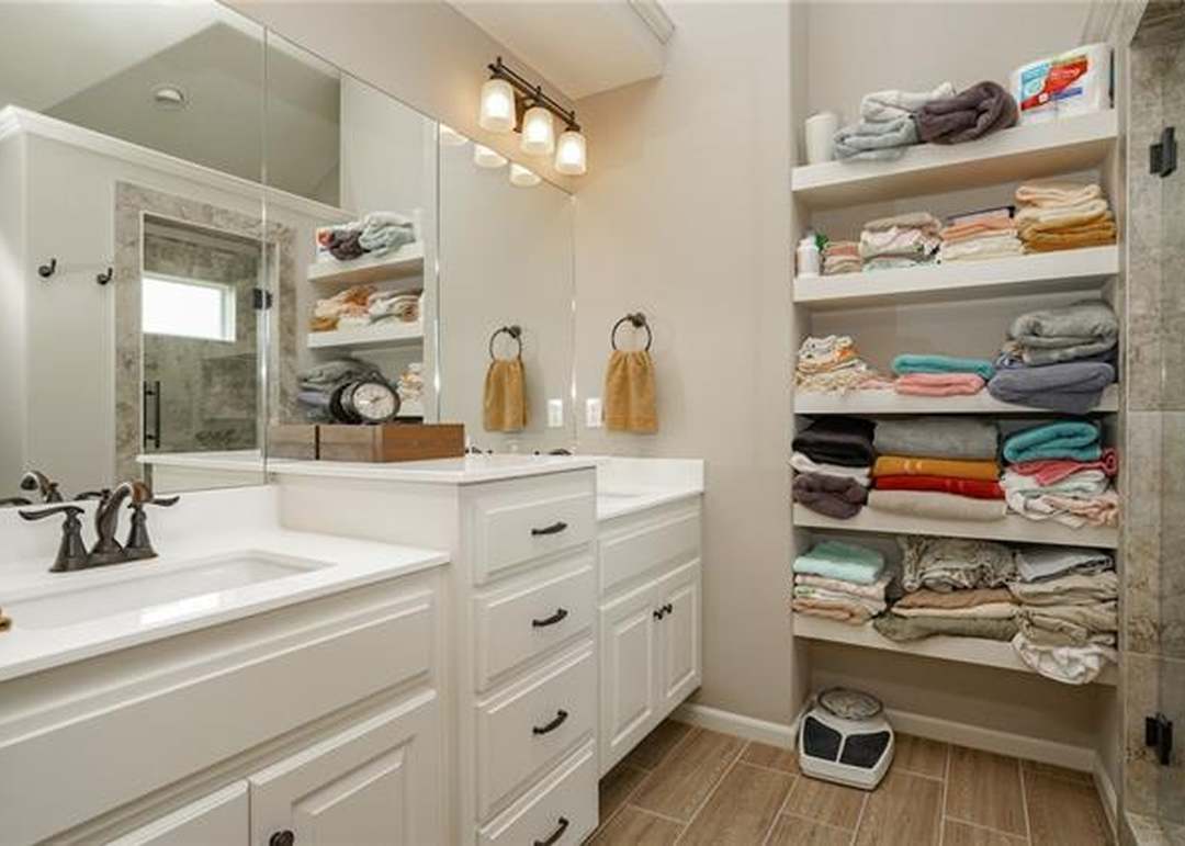 1801 NE Pallisade Court — photo 33