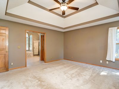 1808 NE Waterfield Lane — photo 16