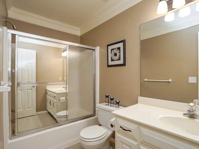 1808 NE Waterfield Lane — photo 22