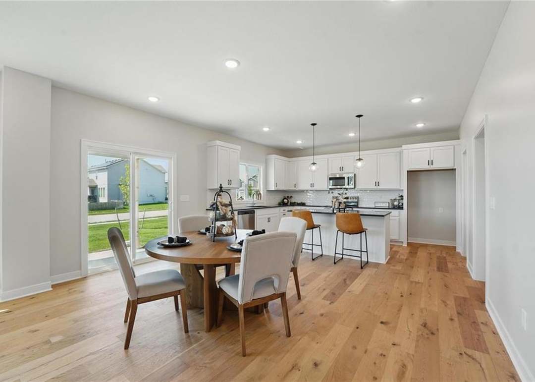 1809 SW Hightown Drive — photo 10