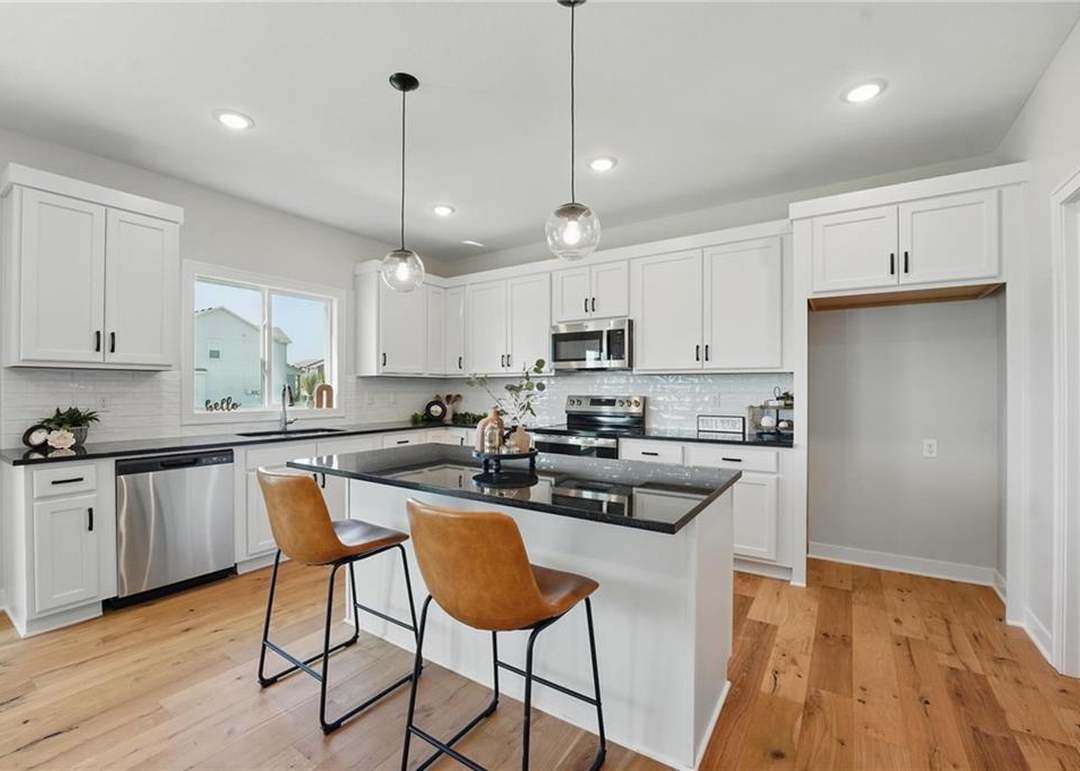 1809 SW Hightown Drive — photo 11