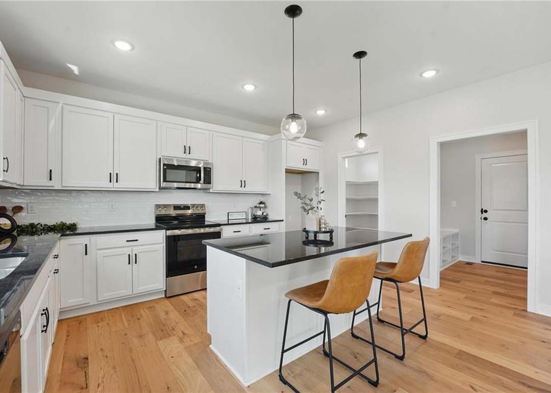 1809 SW Hightown Drive — photo 13