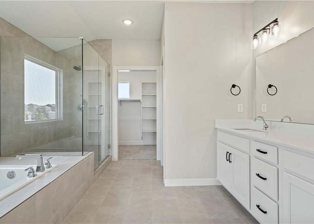 1809 SW Hightown Drive — photo 25