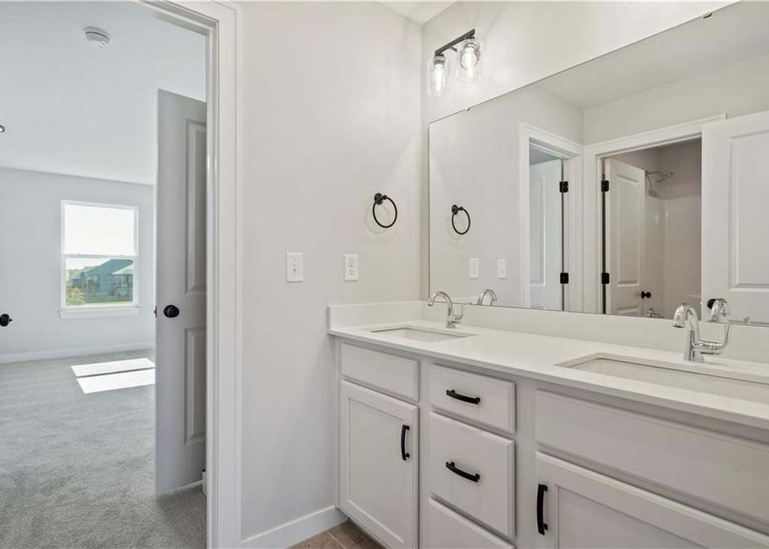 1809 SW Hightown Drive — photo 32