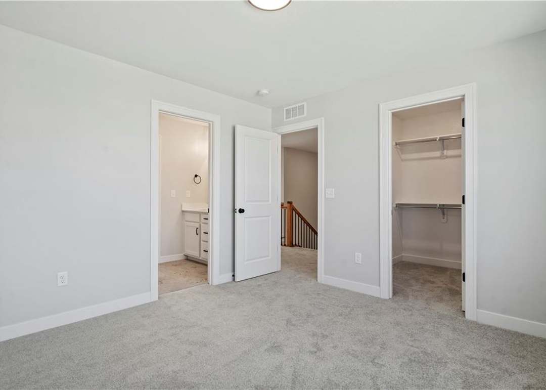 1809 SW Hightown Drive — photo 34