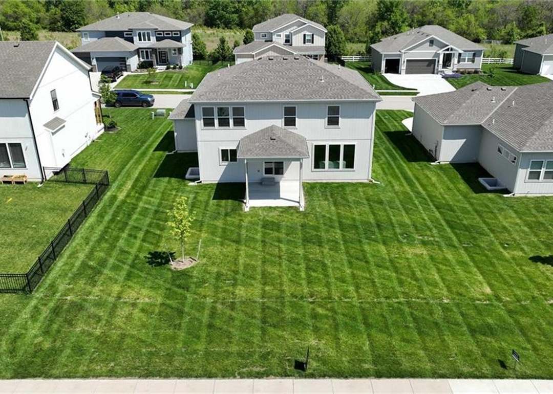1809 SW Hightown Drive — photo 36