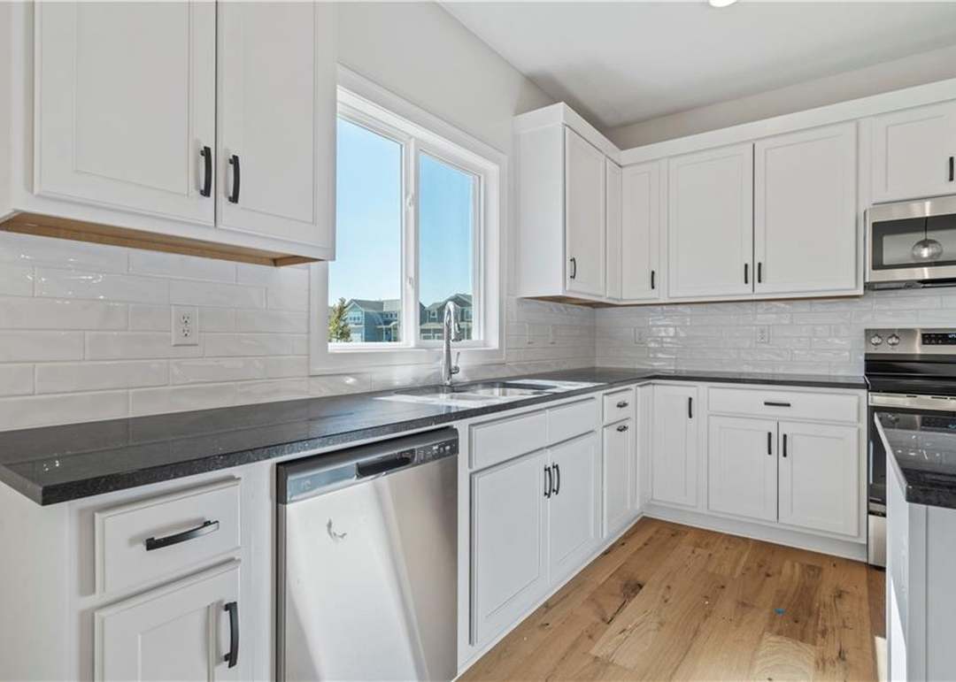 1809 SW Hightown Drive — photo 45