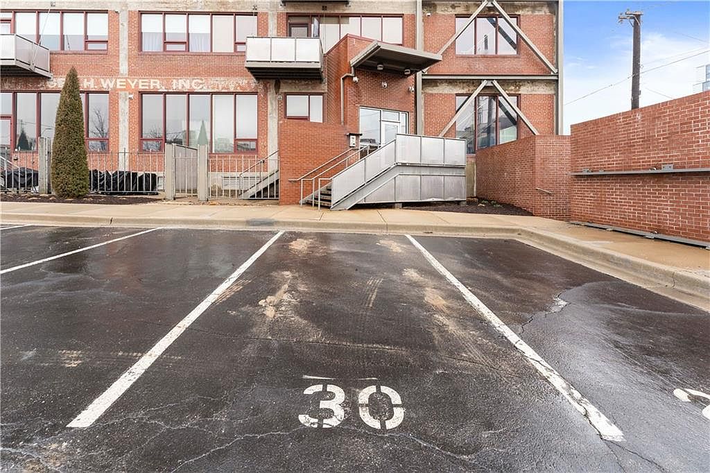 1819 BALTIMORE AVENUE — photo 26