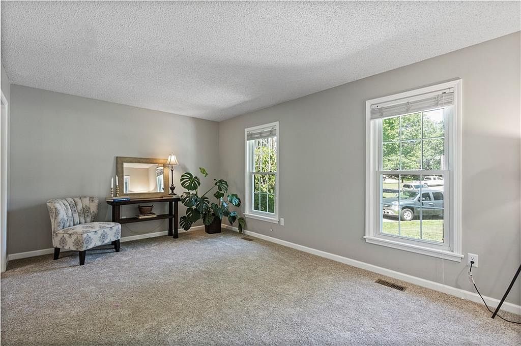 182 NE Rosewood Court — photo 7
