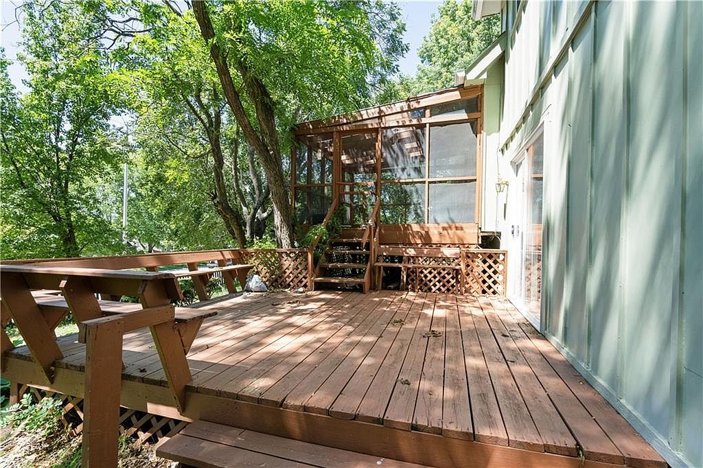 182 NE Rosewood Court — photo 38